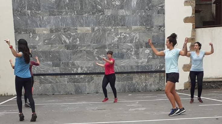 Martxan dira Urrozko dantza entseguak