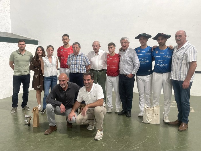 Espinalek eta Sarako Izarrako Aritz Lekuonak irabazi dute Bonefons Trofeoa