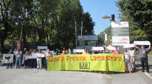 Presoak lantokietara itzultzeko eskatu du LABek Lesakako lantegian