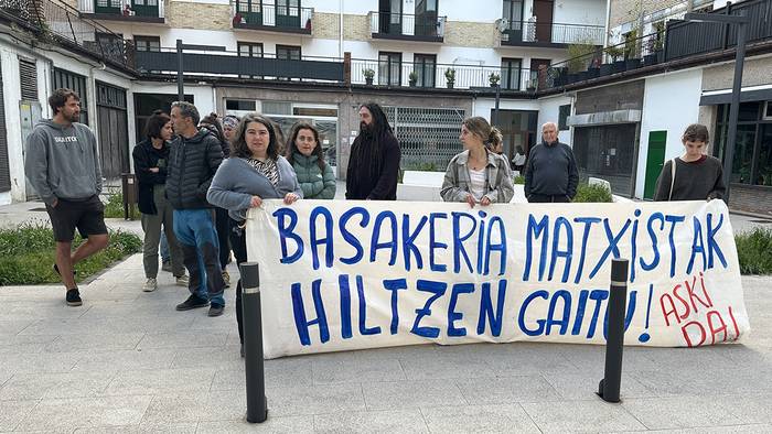 Iruñeko hilketa matxista salatzeko elkarretaratzea egin dute Beran