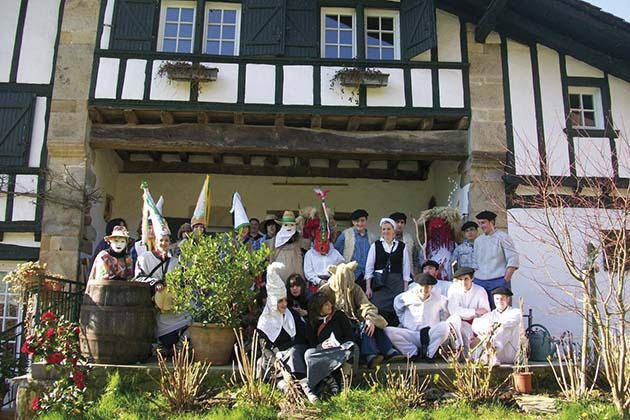 Gazteak eta eskoletako haurrak protagonista izanen dira Ihauterietan