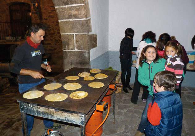 Talo eta gaztain jate arrakastatsua estalpean 