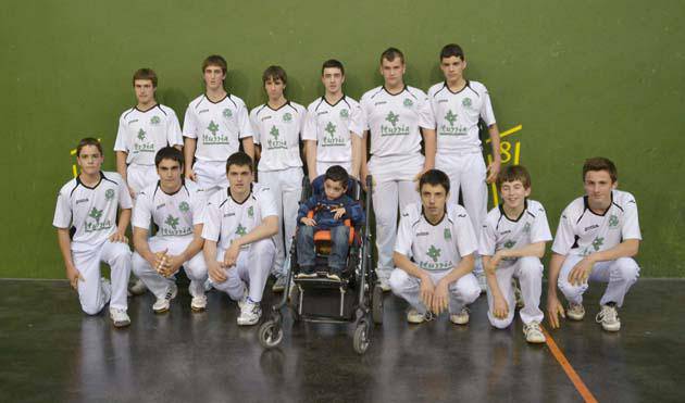 Pilota jaialdi bikaina Enaitzen alde 