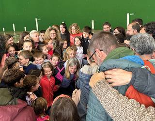 Leitzaldeko eskolarteko topaketetako logoa berritzeko lehiaketa antolatu dute