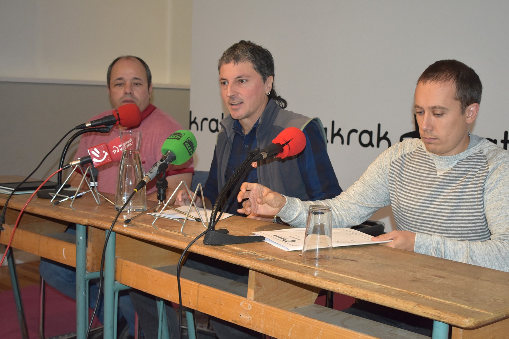 Abelzaintzaren funtzio soziala eta animalien osasuna haintzat hartzea eskatu du Nafarroako Arartekoak