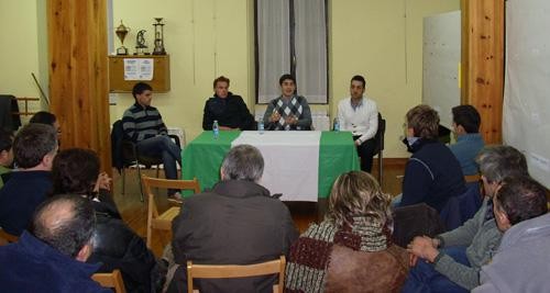 Nazioarteko futbol epaileak solasaldia eskaini du Lesakan