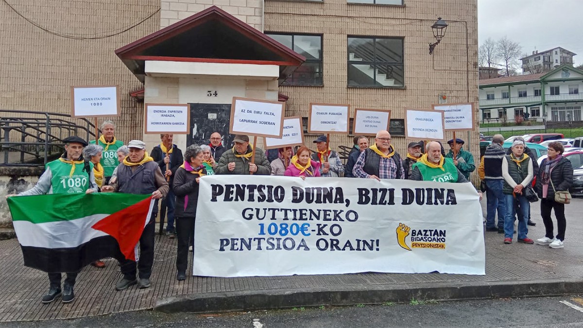 Agenda betearekin segitzen dute pentsiodunek