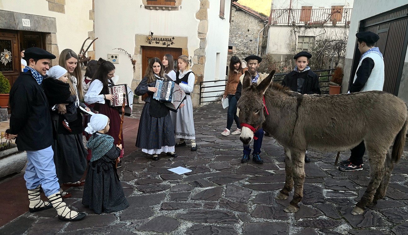 Beintza-Labaienera ere iritsi da Olentzero