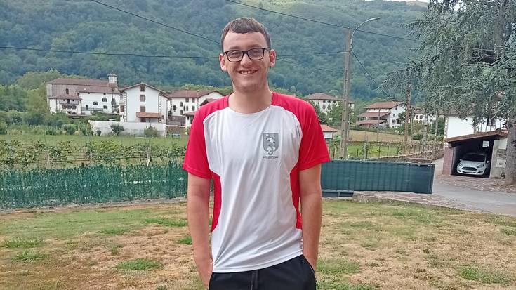 «Lan handia egiten ari gara larunbaterako eta jendea etortzea espero dugu»
