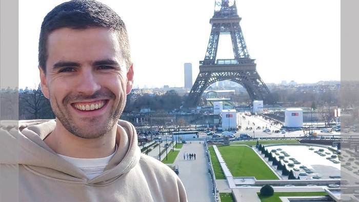 «Berriak egotea bera herria bizirik dagoenaren seinale da»