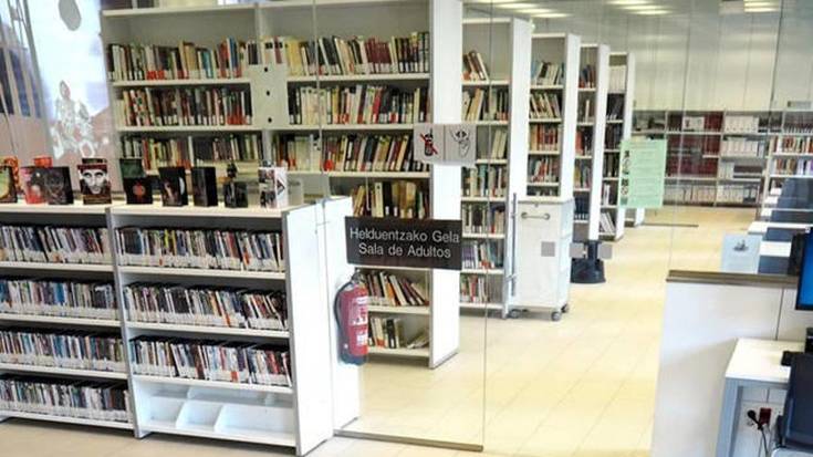 'Behi euskaldun baten memoriak'  liburuaren erakusketa didaktikoa martxan da Elizondon