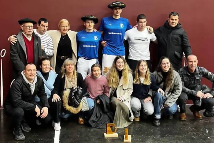 Goizuetako bi pilotari txapeldun Diario Vasco txapelketan