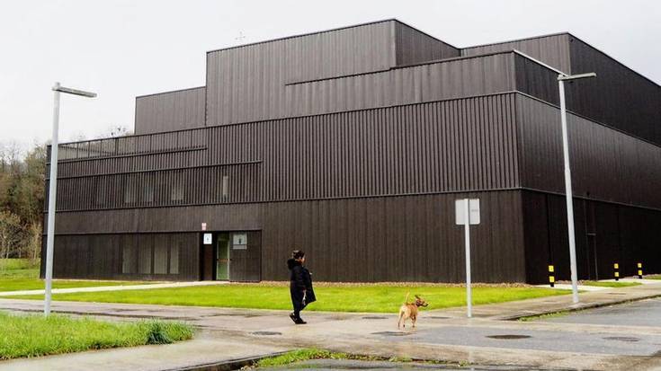 Lekarozko Meliton estudioen eraikinean kabi nabeak egiteko proposamena egin du Geroa Baik