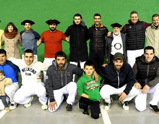 Erratzuk irabazi du XXVI. Paxaka txapelketa