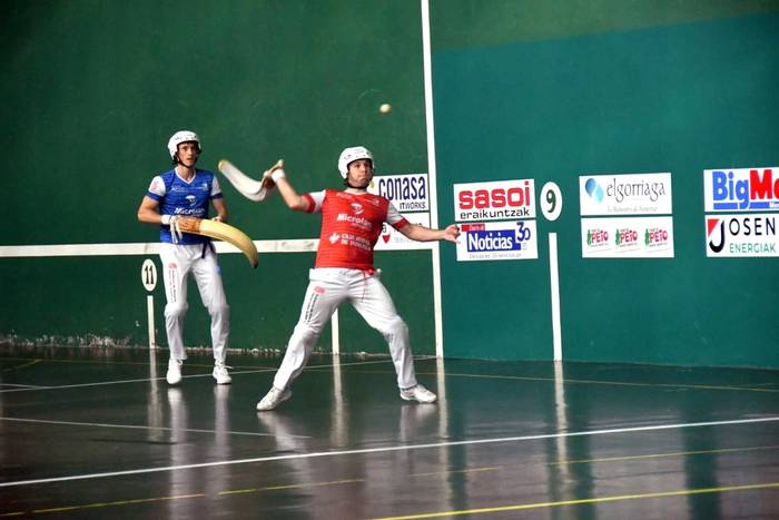 Iruñeko Alde Zaharreko erremonte txapelketako hirugarren jardunaldia jokatuko dute larunbatean Donezteben