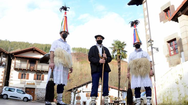 Zubietan ere etxean geldituko dira joaldun eta mozorro gehienak