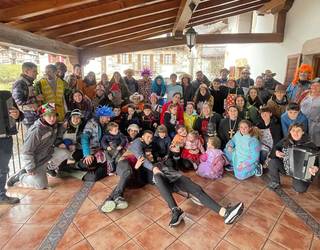 Giro ederra izan dute Elgorriagako inauteetan