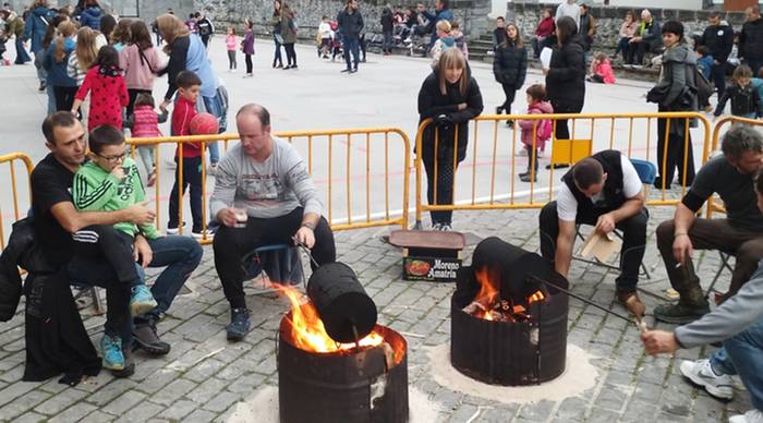 Udazkeneko gaztaina pesta antolatu dute urriaren 26an Leitzan