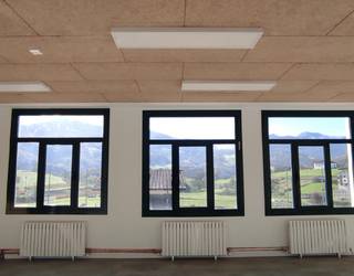 [ARGAZKIAK] 134.504 euroko inbertsioa egin dute uda honetan Igantziko eskola egokitzeko