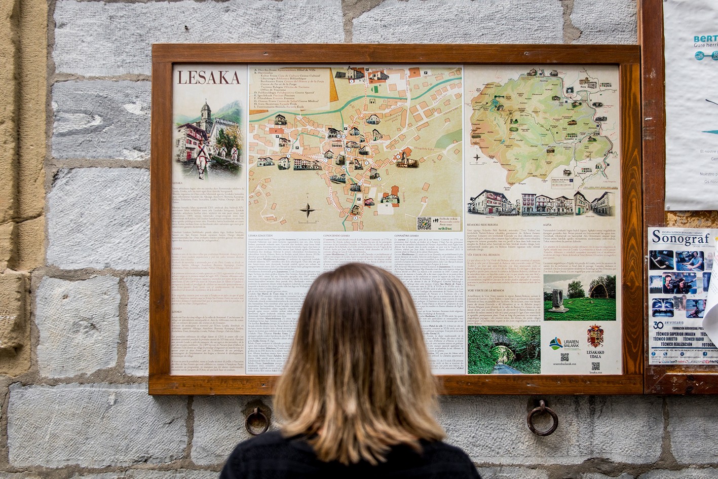 1.465 bisitari hartu ditu Lesakako turismo bulegoak udan