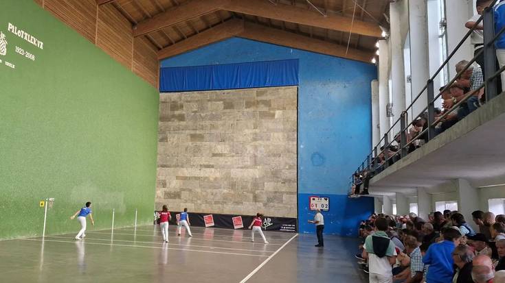 Pilota jaialdi ederra izanen dute igandean Erratzuko bestetan