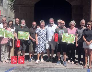 Tomate zaharren lehiaketa egin zuten atzo Donezteben