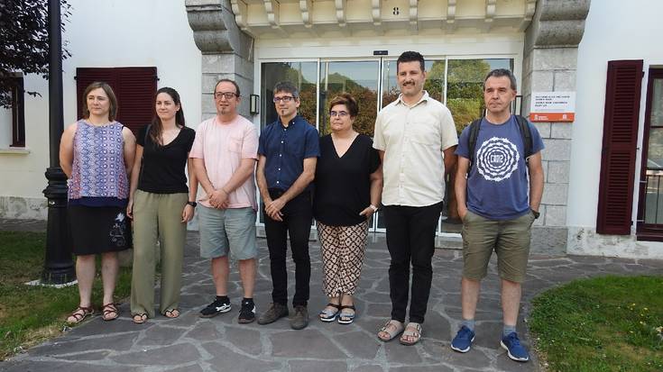 Euskara sustatzeko hitzarmena sinatu dute Euskarabideak eta Baztan-Bidasoko hiru zahar etxeek