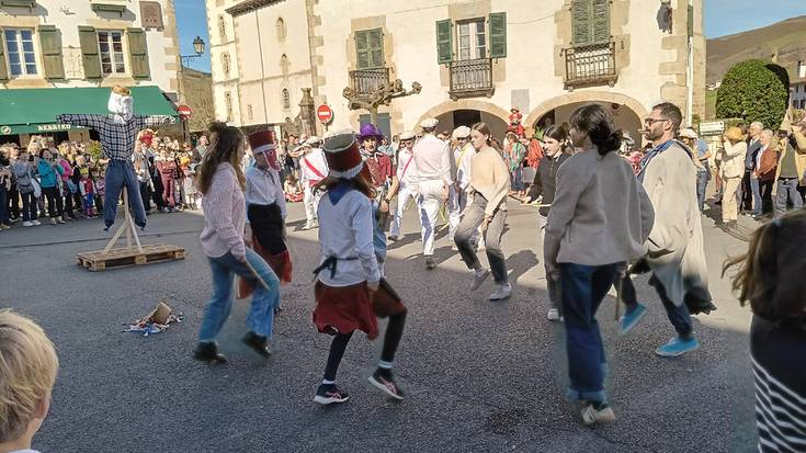 Sarako ihauteriak ere umore onean joan dira asteburu honetan