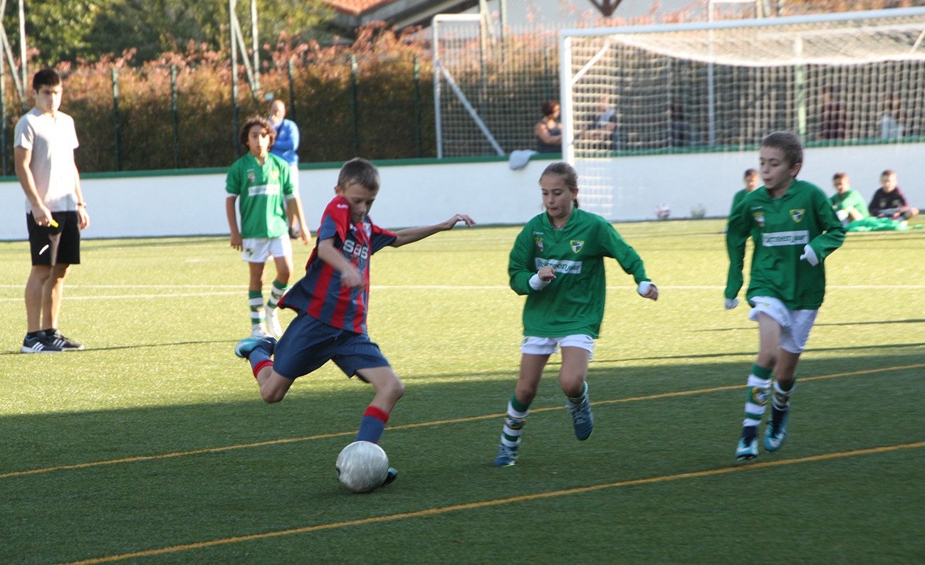 Beti Gazte, Aurrera eta Doneztebe B futbol taldeek etxean jokatuko dituzte asteburuko partidak