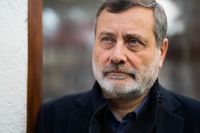 Literatura beltza sustatzeko (H)ilbeltza beka deialdia egin dute laugarren aldiz
