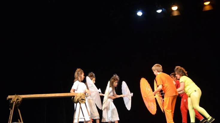 Mugaz Gain Antzerki Jardunaldiak eginen dituzte Beran asteazkenetik ortziralera