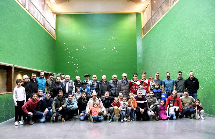 Joseba Oskarizek eta Unai Barberenak irabazi dute Antxitonea trinketearen paleta goma txapelketako 75. urteurreneko final nagusia