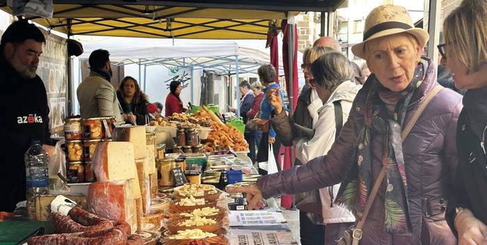 Ortziralean eginen dituzte Doneztebeko feriak
