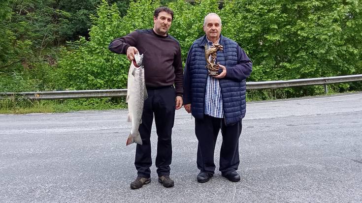 Lehenbizikoa (eta azkena) arrantzatu dute Bidasoan