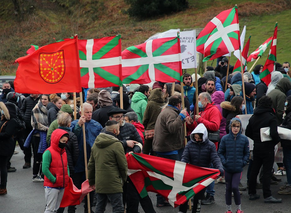 Mugako pasabideak irekitzeko eskatu dio Euskal Hirigune Elkargoak Eric Spitz prefetari