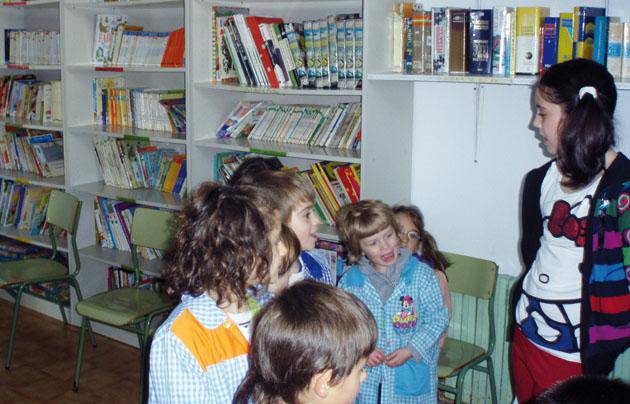 Eskolako liburutegia herritar guztien eskura paratu nahi da