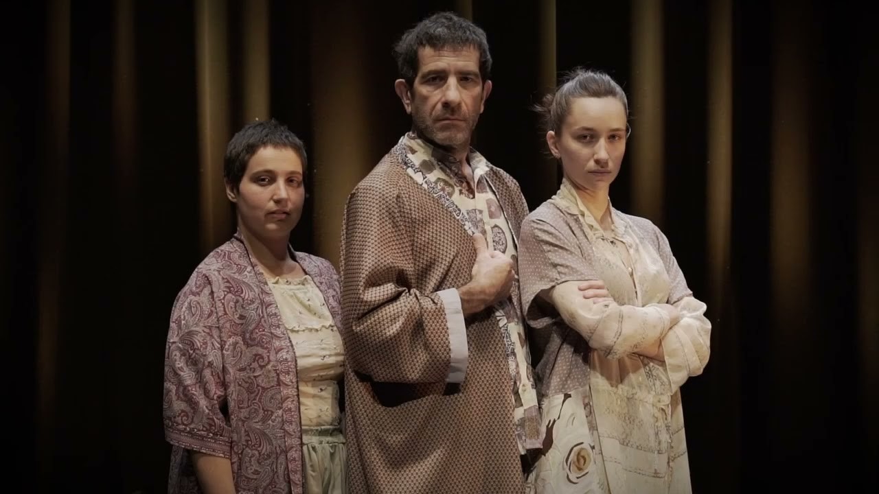 'Zeozertan dabil baina ez dakit zertan' antzerkia aurkeztuko dute igandean Iruritan