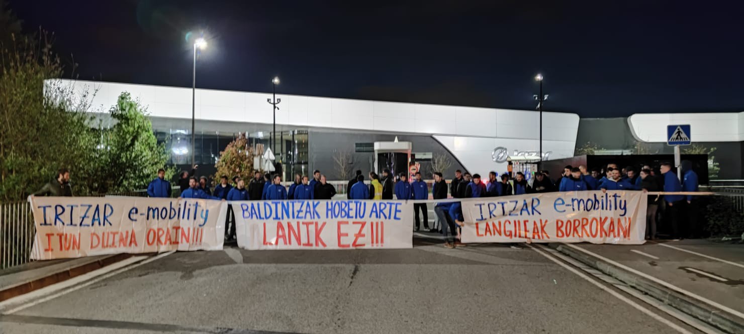 Irizar E-mobility enpresako langileek greba mugagabea hasi dute apirilaren 25ean
