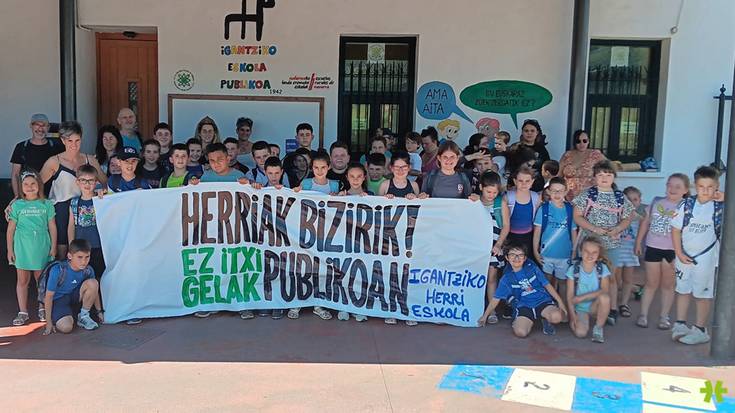 [ARGAZKIAK] Bortz herrietako eskolek ere ikasgelak ez ixteko eskatu diote gobernuari