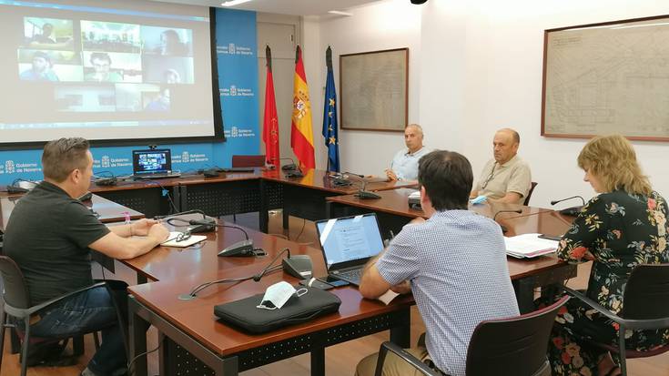 Ollo kontseilariak muga aldeko arazoei heldu die Nafarroako Pirinioetako alkateekin