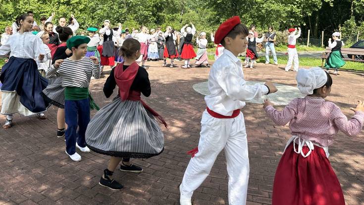 Berako Dantzari Ttiki Egunaren 31. edizioa eginen dute larunbatean