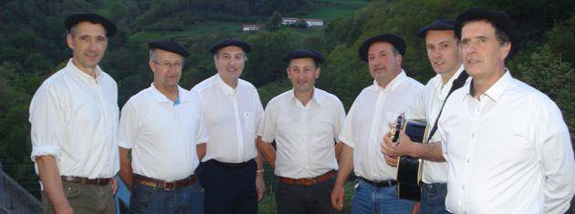 Bankako Menditarrak taldeak emanaldia eskainiko du igandean Lesakako elizan