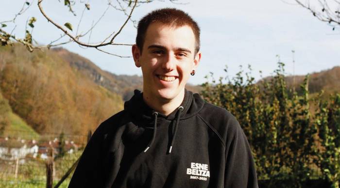 «Gustuko dudan horretatik bizi nahiko nuke, ilusioa galdu gabe»