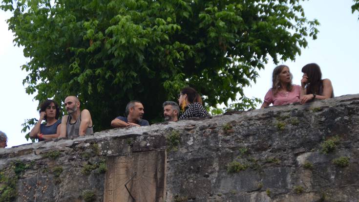 Jende aunitz bildu du Izaki Gardenak taldearen kontzertuak Beran