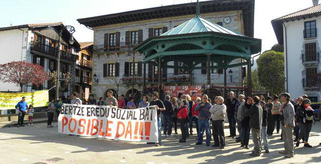 Kontzentrazioak egiten ari dira herriz herri