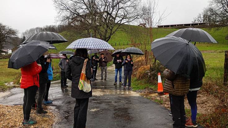 Elizondoko landetako bideko hezegunerat bisitaldia egin dute asteburuan