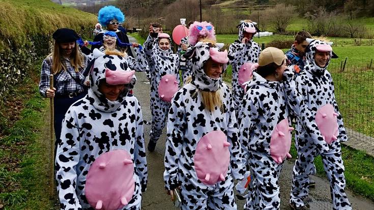 Aresoko inauterietako otorduetarako txartelak datozen egunetan salduko dituzte