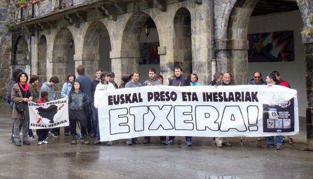 Presoen eskubideen alde plazara 