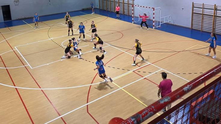 Nafarroako erregionaleko futbol derbiarekin hasiko dute denboraldia Baztan B eta Aurrera taldeek