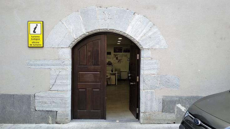 Larunbatean irekiko dute Lesakako turismo bulegoa